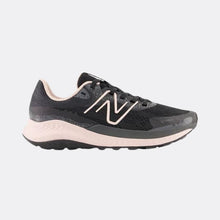 Cargar imagen en el visor de la galería, Calzado New Balance WTNTRLB5 Running Negro/Rosado
